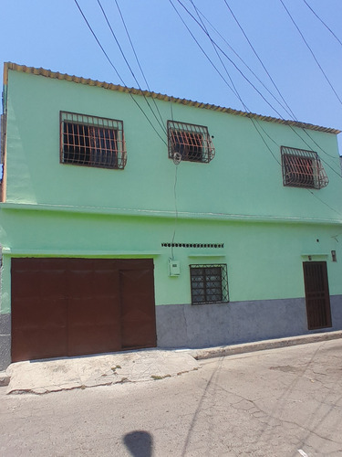 Casa En 23 De Enero Maracay Para La Venta 