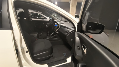 Hyundai Tucson 2.0 Gl 5mt 2wd