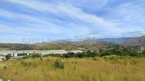 Galpon Fabrica Industral En Venta La Victoria Zona Industrial 5800m2 Depositos Oficinas Area Taller Carga Y Descarga Pesada Vigilancia Estef 22-12781