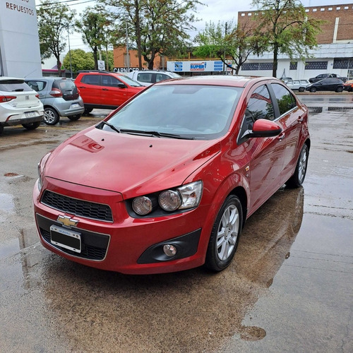 Imagen 2 de 17 de Chevrolet Sonic 1.6 Ltz Mt 4p 2016