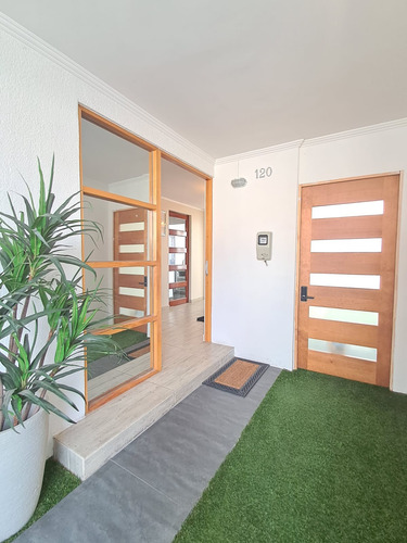 Venta Amplia Casa Sector Costa Laguna
