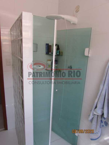 Imagem 11 de 15 de Casa Cinematográfica Em Braz De Pina, Única No Terreno(340m²) Com Varandão, 3quartos, Suíte, Terraço Com Churrasqueira - Paca30516