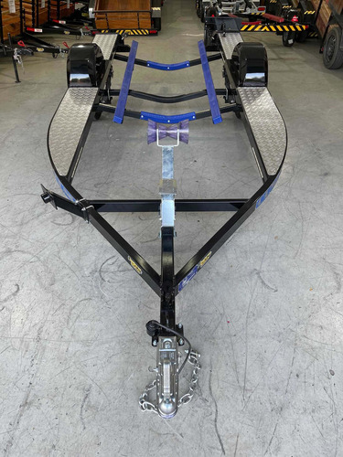 Carretinha Odne Especial Rebaixada Com Aro 17 Para Jet Ski