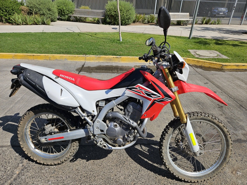 Honda Crf250l Con 2202 Kms En Impecable Estado