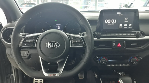 Kia Cerato 2.0 Sx At6 Gt Line
