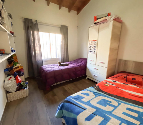Dos Casas En Carpintería Con Pileta!!!!