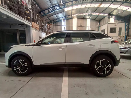 Peugeot 2008 1.0T Allure
