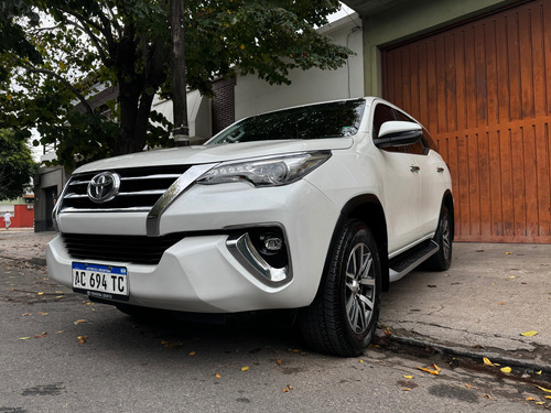 Toyota Hilux SW4 2.8 Srx 177cv 4x4 7as At