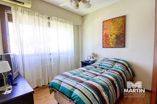 Casa 5 Amb En 3 Plantas Con Jardín Y Playroom - La Lucila