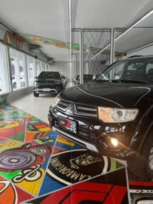 Imagem 4 de 8 de Mitsubishi Pajero Dakar 3.2 Hpe 4x4 7 Lugares 16v Turbo