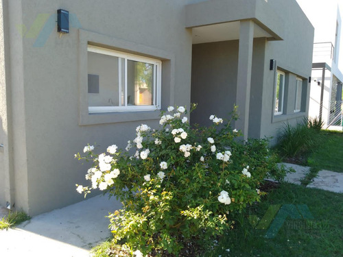 Venta Y Alquiler De Casa En Santa Emilia