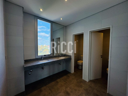 Oficina En Venta Berazategui Centro