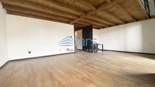 Apartamento En Alquiler / Cordón - Inmobiliaria Lars