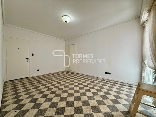 Venta Departamento 1 Ambiente Lateral - Plaza Colón Mdp