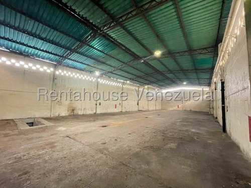 Galpón En Venta 861 Mts2 Con Excelente Ubicación Av Bolívar Oeste Maracay 25-8911 Hc