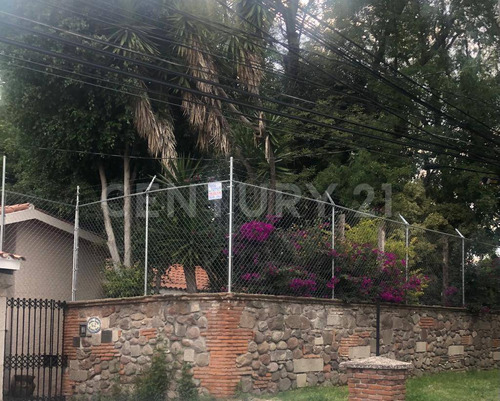 Lote En Venta En Fraccionamiento Fuentes De Moratilla