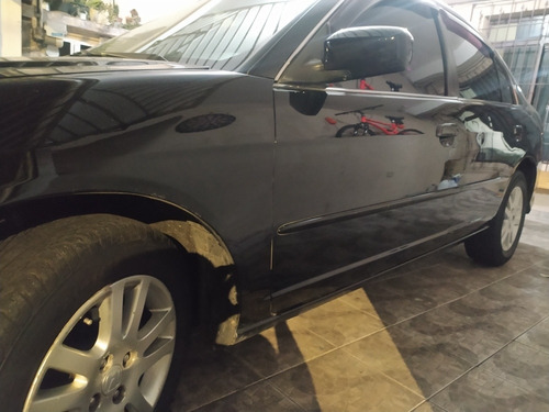 Imagem 2 de 15 de Honda Civic 2004 1.7 Lxl Aut. 4p