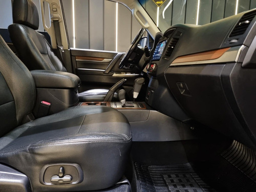 Mitsubishi Pajero Full HPE Full 3.2 4x4 T.I.Diesel 5p Automático.