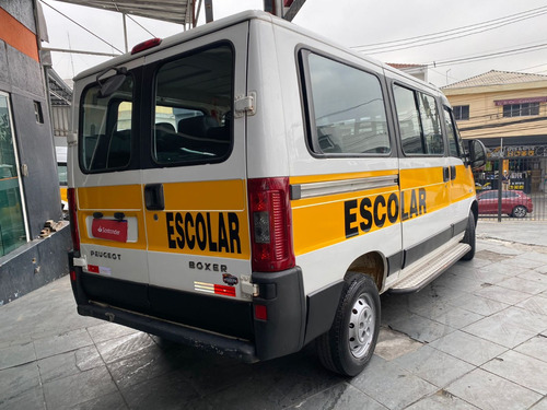 Peugeot Boxer Minibus 330