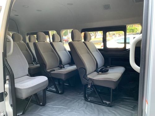 Toyota Hiace 2.7 Bus 15 Pas Mt