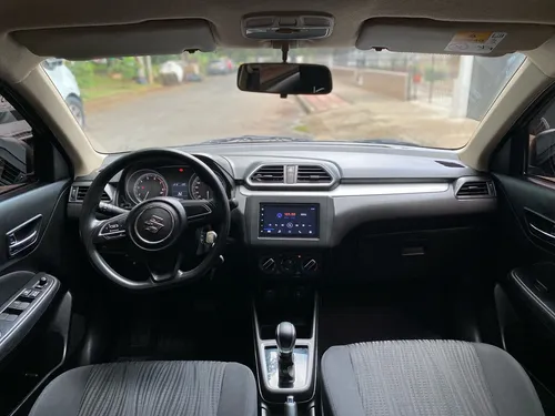 Suzuki Swift 2023 Automático