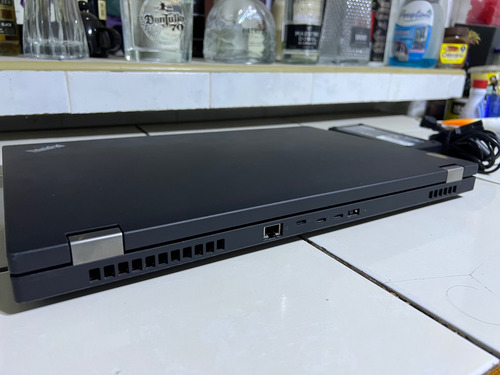 Estación De Trabajo Móvil Thinkpad P17, 17.3 Pulgadas Cor I7 Negro (Usado)