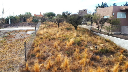 02699- Aloja Inmobiliaria - Vende Lote De 366 M² En Barrio Las Gemelas, Capilla Del Monte