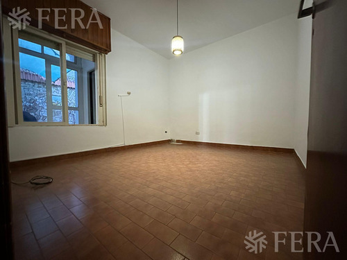 Imagen 7 de 15 de Venta De Ph 2 Ambientes Con Patio, Quincho Y Terraza En Villa Dominico (31621)
