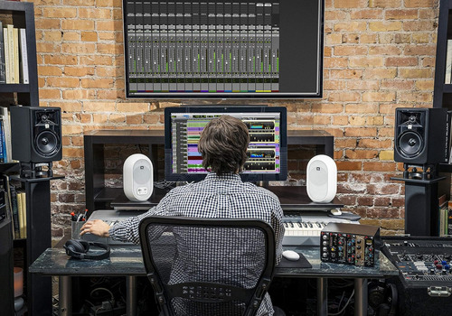 Jbl 104-bt Professional 1 Series Con Bluetooth, Monitores