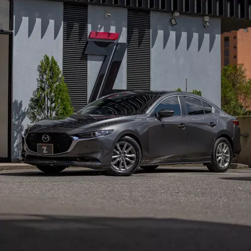 Mazda 3 Touring 2.0 2024