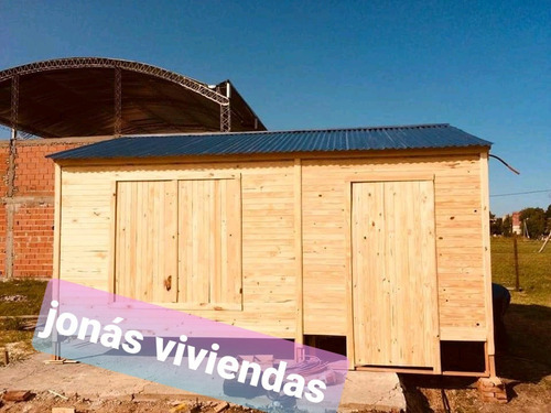 Imagen 1 de 18 de Prefabricada De 25m2 Con Aberturas De Madera Techo De Chapa