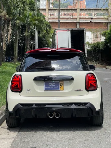 Mini John Cooper Works Iconic 2.0 Turbo Automático