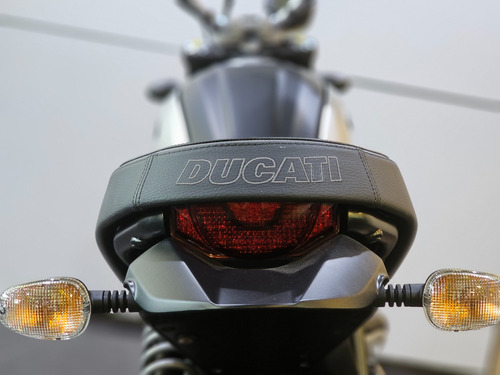 Imagen 21 de 24 de Ducati Scrambler Icon Dark! No Royal Enfield No Triumph Mi