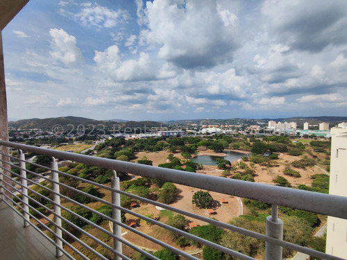 José Trivero Vende Espectacular Apartamento Ubicado En El Triangulo Del Este Barquisimeto