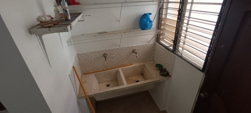 Imagen 6 de 18 de Rento 2do Piso En La Moraleja Proximo A Bellon