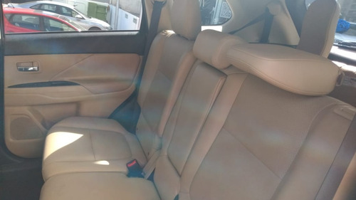 Imagen 3 de 13 de Mitsubishi Outlander Limited 2018