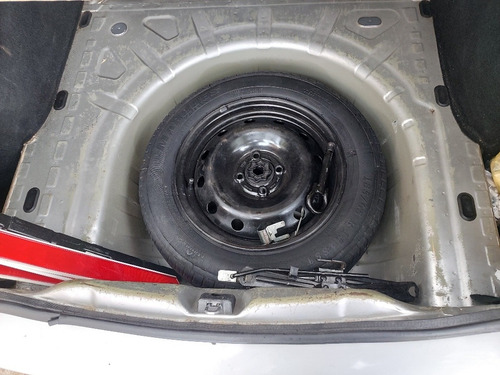 Imagem 11 de 13 de Renault Logan 2009 1.6 Expression Hi-torque 4p