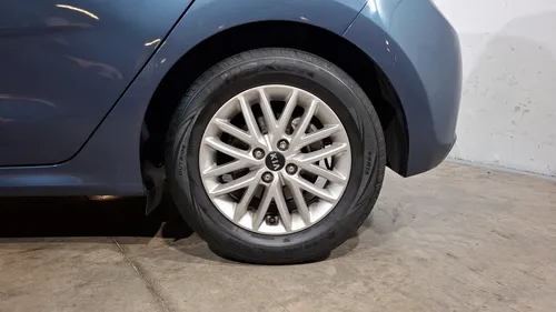 Kia Rio 1.6 EX AUTO