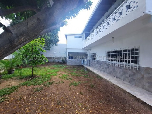 Casa En Venta En Castillejo Mls #24-3074