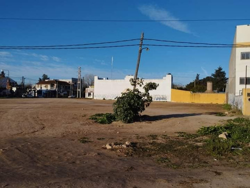 Parcela De 1500 M2 Sobre Ruta 11
