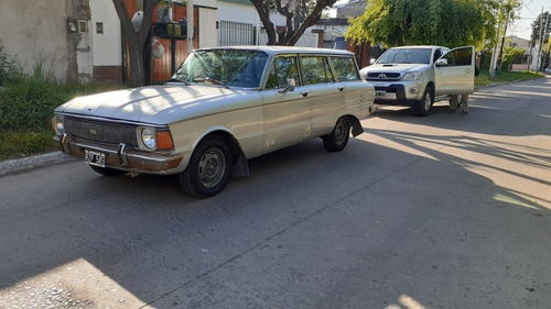 Imagen 4 de 5 de Ford Falcon Rural
