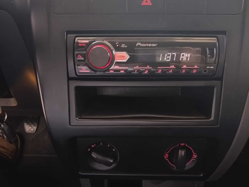 Imagem 9 de 11 de Volkswagen Fox Fox 1.0 Gll