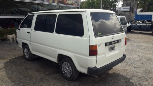 Toyota Lite Ace 1986 7 Asientos Muy Bueno