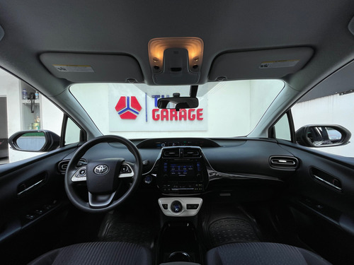 Toyota Prius 1.8 Base Cvt