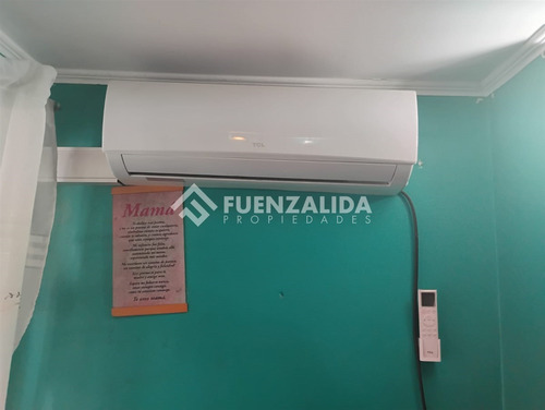Casa En Venta De 3 Dorm. En La Florida