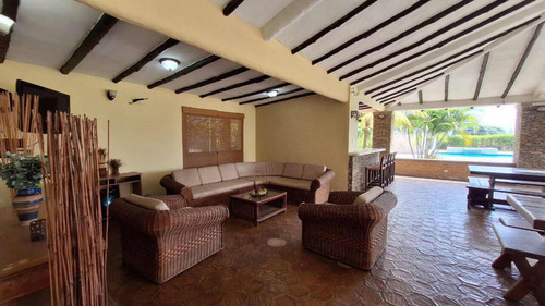 Venta De Hermosa Casa Campestre En Safari Carabobo
