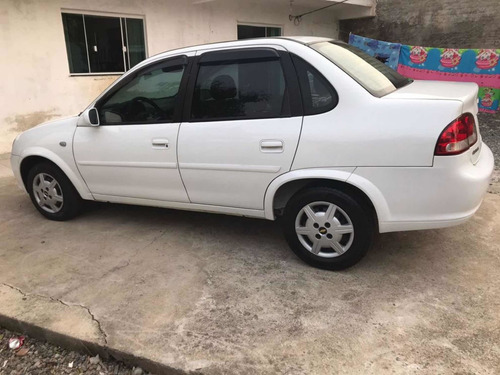 Imagem 7 de 8 de Chevrolet Classic 2013 1.0 Ls Flex Power 4p