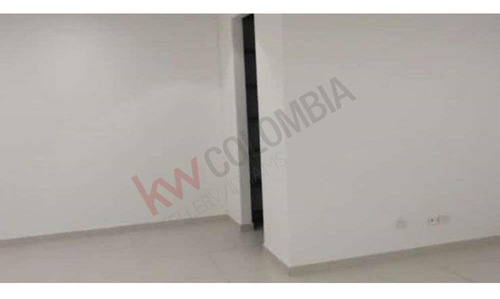 Imagen 8 de 20 de Vendo Magnifica Oficina Chico-9485