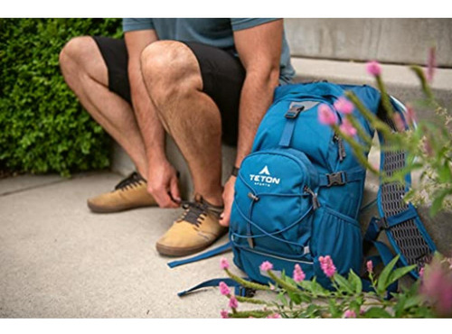 Mochila De Hidratación Oasis 22l Con Vejiga 3l Teton Sports Color Rojo Diseño De La Tela Lisa