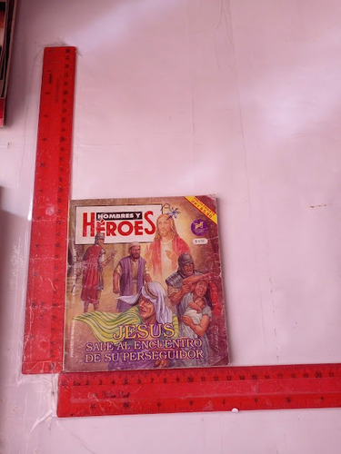 Revista Comics  Hombres Y Heroes No 85 Diciembredel 2001